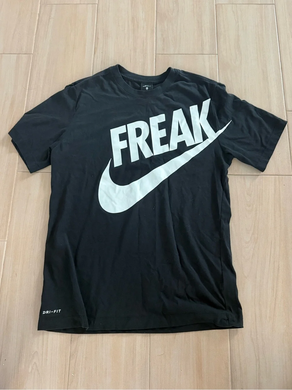 Nike Dri-FIT Giannis Antetokounmpo GA Logo Basketball T-Shirt Black Men’s Medium
